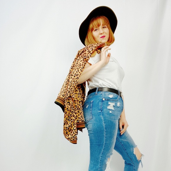 Boss Babe Graphic Tee - Picture 6 of 7